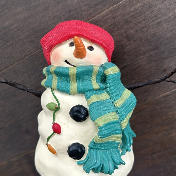 HALLMARK Mitford “Moe” Snowman, Teal Christmas Lights Holiday Decor, Christmas - Picture 7 of 10